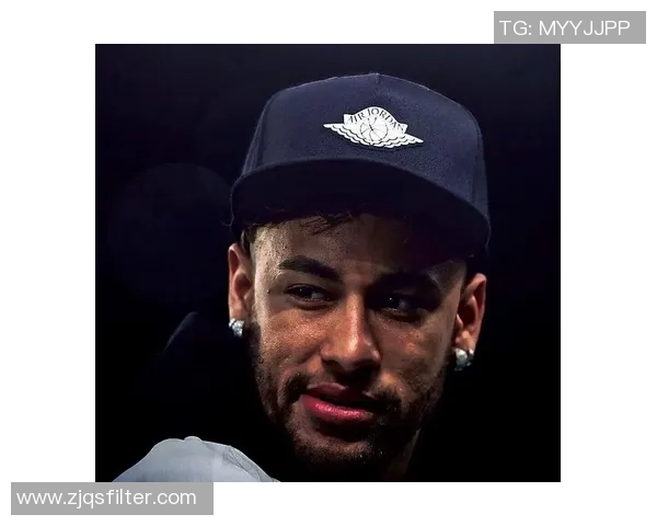 足球明星真实头像精选展示展现他们的魅力与风采